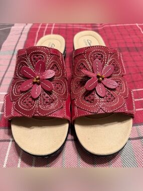 Clarks Women's Red Floral Leather Slide Sandals